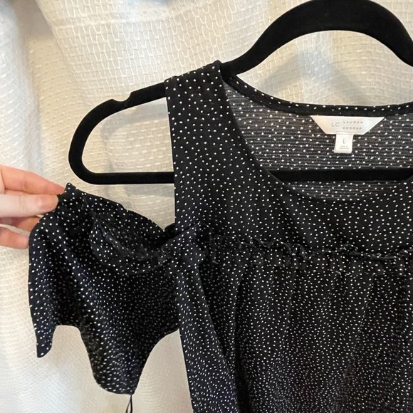 Cold Shoulder Top - Picture 2 of 4